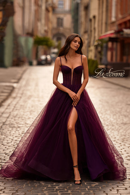 32700 - La Femme Dress