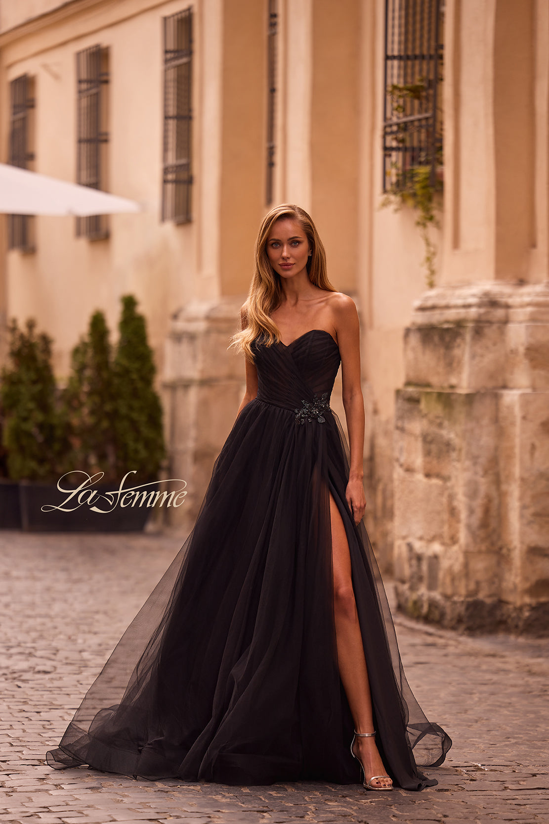 32789 - La Femme Dress