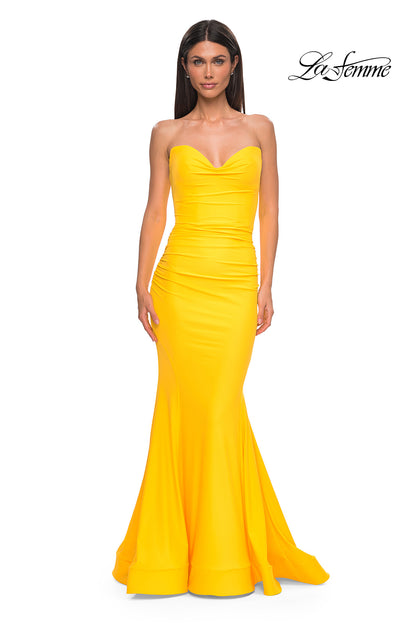 32872 - La Femme Dress