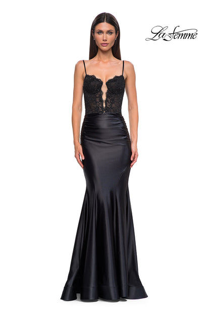 32916 - La Femme Dress