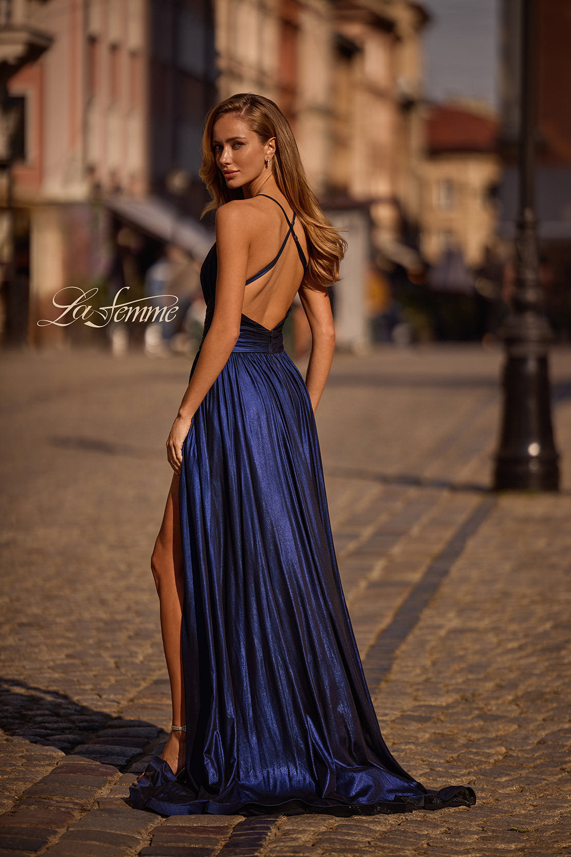 32917 - La Femme Dress