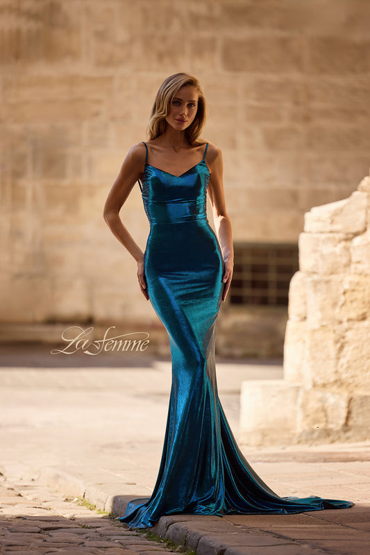 32932 - La Femme Dress